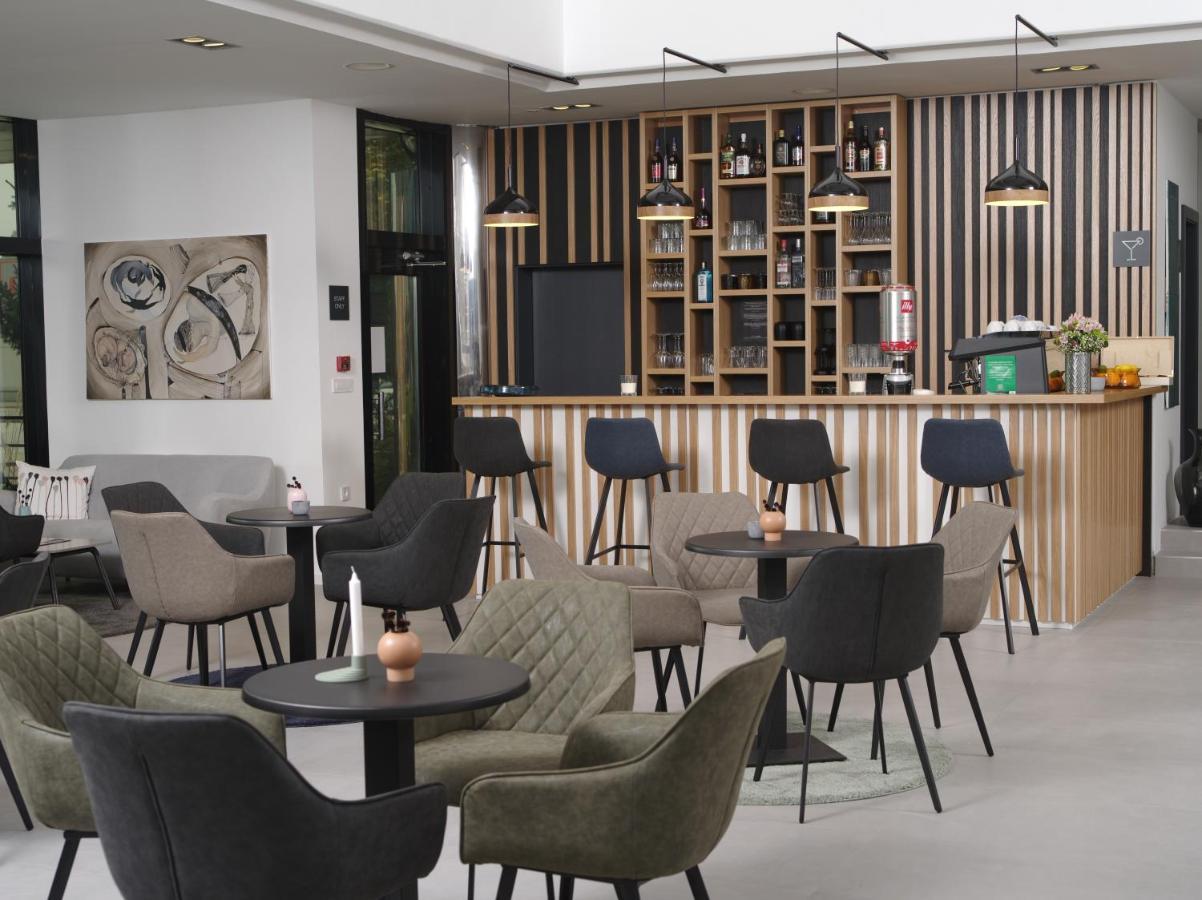 Hotel Cubis Lendava Ngoại thất bức ảnh