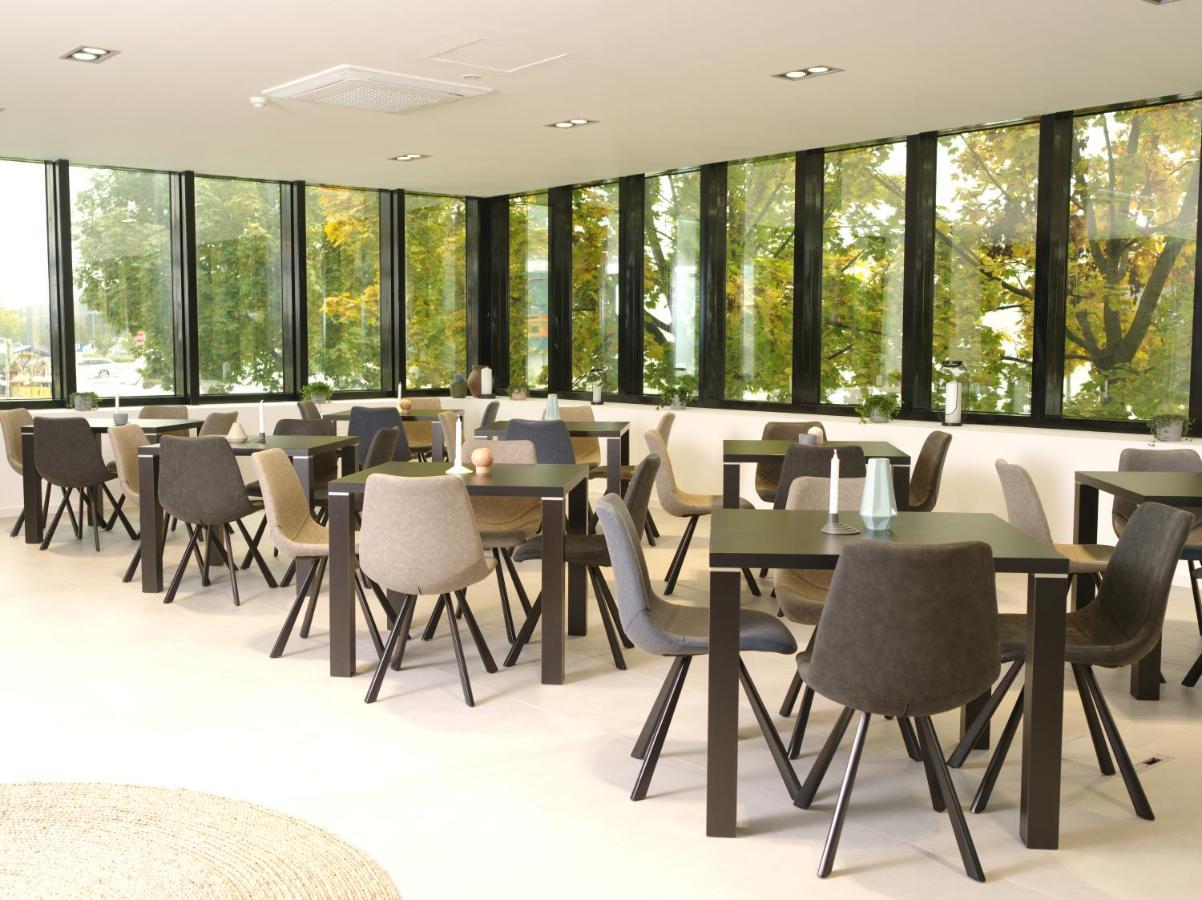 Hotel Cubis Lendava Ngoại thất bức ảnh