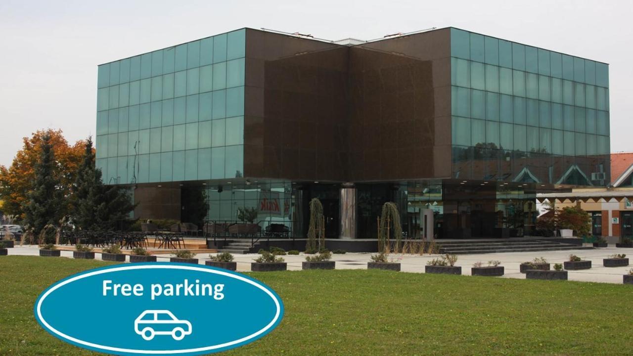Hotel Cubis Lendava Ngoại thất bức ảnh